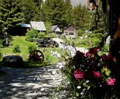 Carriage House - Kobuk's Cozy Timber frame Cottage