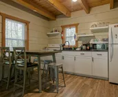 A Winter Garden - Romantic couple`s close to Unicoi State Park & 10 minutes to