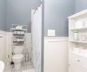 Grand Victorian Retreat. Soak & Savor w/Hollyhock