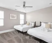 Stay for GenCon - Indy Chic, 4 Bdrm!