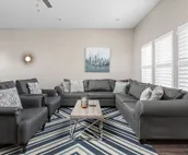 Stay for GenCon - Indy Chic, 4 Bdrm!