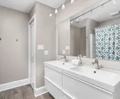 Stay for GenCon - Indy Chic, 4 Bdrm!