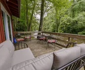 River Haus - Adorable riverfront cabin right on the Chattahoochee minutes from