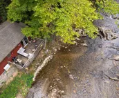 River Haus - Adorable riverfront cabin right on the Chattahoochee minutes from