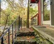 River Haus - Adorable riverfront cabin right on the Chattahoochee minutes from