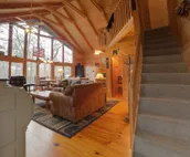 No Stress At All - Secluded & cozy cabin  with wall-to-wall windows