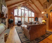 No Stress At All - Secluded & cozy cabin  with wall-to-wall windows