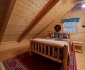 No Stress At All - Secluded & cozy cabin  with wall-to-wall windows