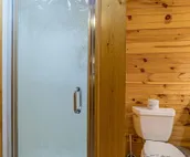 Lazy River Days - Riverfront cabin with amazing views in downtown Helen