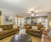Lazy River Days - Riverfront cabin with amazing views in downtown Helen