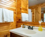 Sunny Woods Cabin - Beautifully designed modern rustic getaway with fire pit