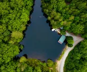 Knott`s Landing - One-of-a-kind floating water cabin, 15 minutes from downtown
