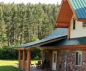 Tranquil Creekside Cottage in the Heart of the Beautiful Black Hills
