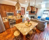 4 Balconies, Water Views, Fireplace, Kitchen w/Kegerator - Great For Groups