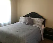 The Water House-Sleeps 10-1 Mile to Boone Pickens