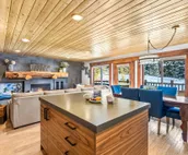 Deer Valley Mid-Mountain Dream - Air Conditioning!