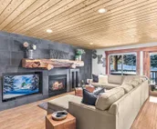 Deer Valley Mid-Mountain Dream - Air Conditioning!