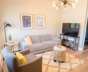 Suite 07 Downtown Palmer