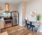 Suite 08 Downtown Palmer