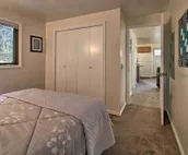 Cozy Retreat w/ Fire Pit - Near Mendenhall Glacier