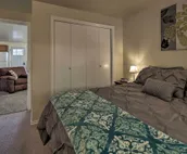 Cozy Retreat w/ Fire Pit - Near Mendenhall Glacier
