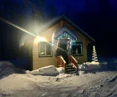 Talkeetna’s Mount Dall Cottage - easy access from Parks Highway, no chores!