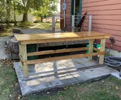 5 BR/2.5 BA Hunting & Fishing Lodge