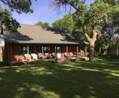 5 BR/2.5 BA Hunting & Fishing Lodge