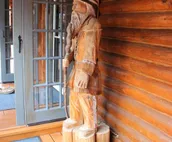 JBs Alaska Getaway Beautiful Custom Log home for your Alaskan experience 2b/2b
