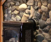 JBs Alaska Getaway Beautiful Custom Log home for your Alaskan experience 2b/2b