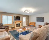 'Roosevelt Suite' < 1 Mi to Teddy Roosevelt Park!