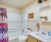 'Roosevelt Suite' < 1 Mi to Teddy Roosevelt Park!
