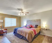 'Roosevelt Suite' < 1 Mi to Teddy Roosevelt Park!