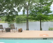 Lake Front Property With Swimming Pool In Quiet Neighborhood
