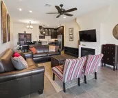 Aspenwood Manor- Luxury Thai-inspired 3bed/2ba Condo downtown!