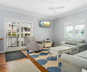 Stone Harbor - 5th Home from Beach (86th St) walk downtown, beach & new pool