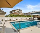 Stone Harbor - 5th Home from Beach (86th St) walk downtown, beach & new pool