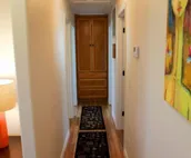 Tranquil Countryside Bungalow: A Blissful Retreat in Town Minutes From UofA!