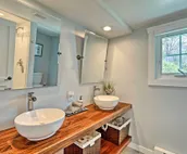 Waterfront Portsmouth Cottage: 8 Mi. From Newport!