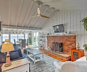Waterfront Portsmouth Cottage: 8 Mi. From Newport!
