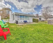 Waterfront Portsmouth Cottage: 8 Mi. From Newport!