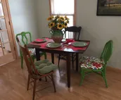 Cozy Cottage, Fully Furnished, Quiet Downtown Neighborhood