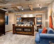Abode at Three Bears | Stunning Wilderness Estate for  All Seasons!