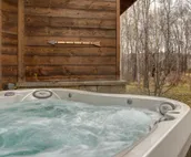 Abode at Three Bears | Stunning Wilderness Estate for  All Seasons!