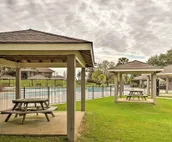 Diamondhead Condo - Marina, Pool Access & Golfing!
