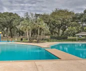 Diamondhead Condo - Marina, Pool Access & Golfing!