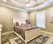 Diamondhead Condo - Marina, Pool Access & Golfing!