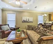 Diamondhead Condo - Marina, Pool Access & Golfing!