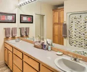 Ketchikan Home w/Bay Views, ½ Mi to Hiking Trails!