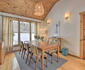 Upscale Montgomery Cabin, Near Jay Peak Resort!